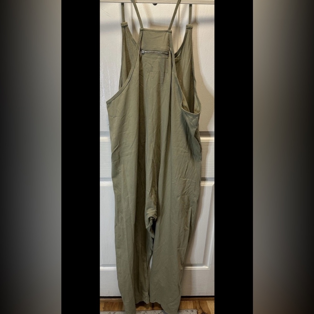NEW Women's Sleeveless Oversize Romper Cotton Stretch Large Olive Green, NWT - Picture 5 of 7